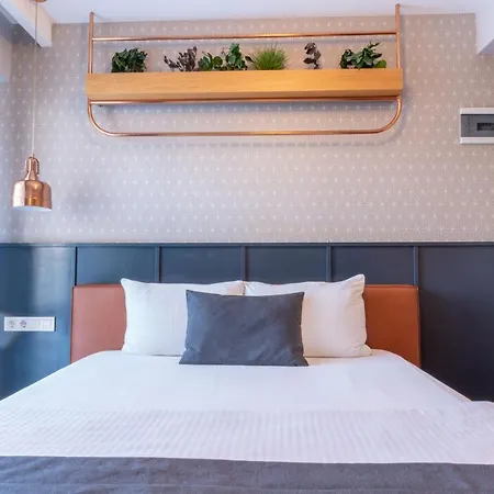 Ξενοδοχείο Viva La Butik 4*