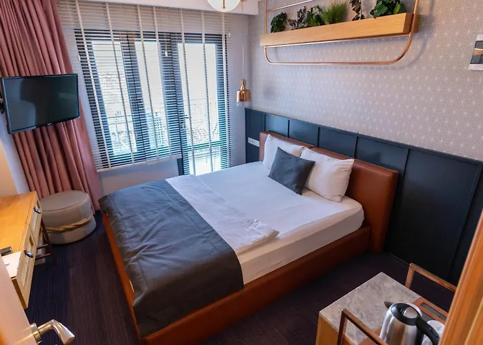 Viva La Butik 4* Esmirna