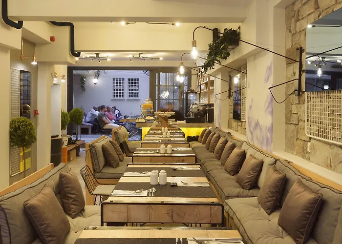 Hotel Viva La Butik 4*