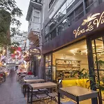 Viva La Butik 4*
