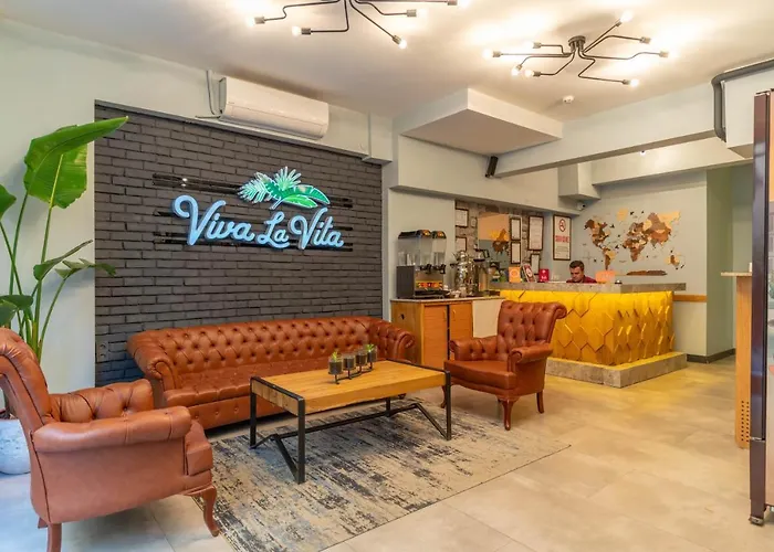 Отель Viva La Butik 4*