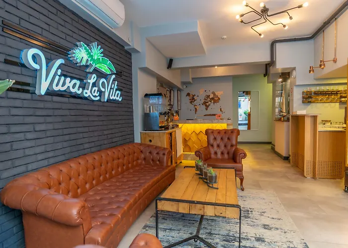 Отель Viva La Butik 4*