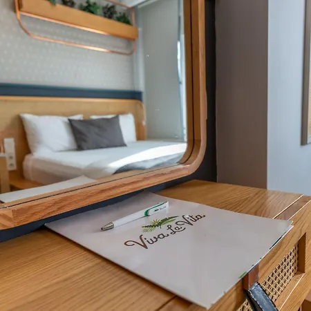 ホテル Viva La Butik イズミル