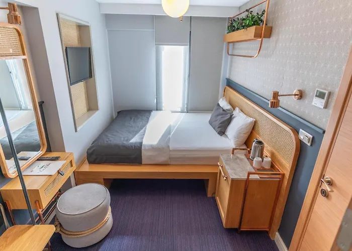 Hotel Viva La Butik Esmirna