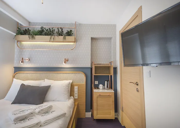 Hotel Viva La Butik Esmirna
