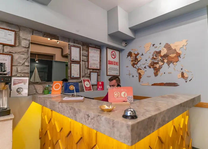 Hotel Viva La Butik Esmirna